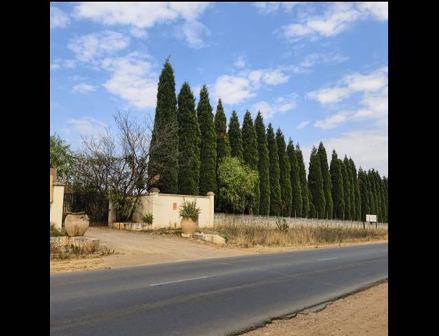 LAND FOR SALE IN GLEN AUSTIN